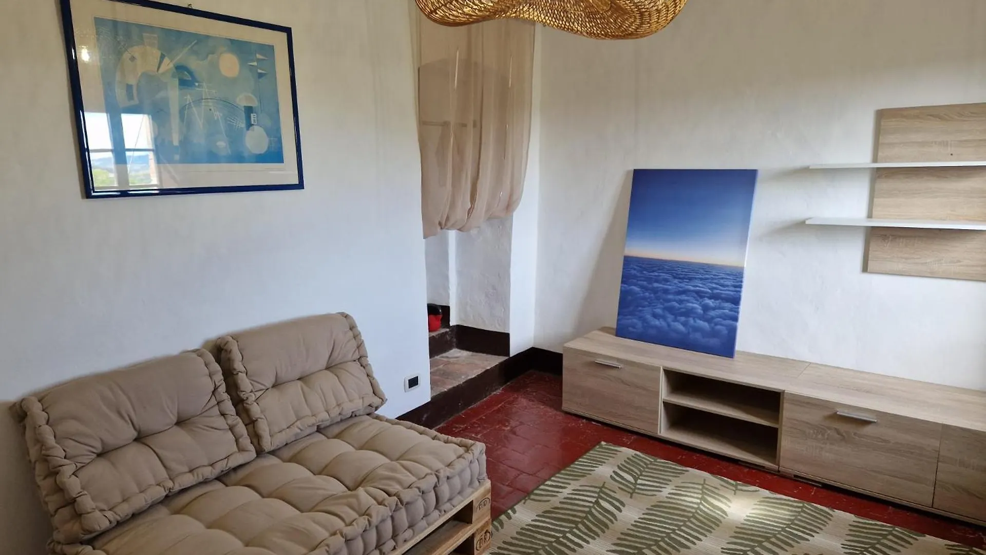 Roncolla Nuvola Appartamento Con 2 Camere Da Letto Volterra 0*,  Italy